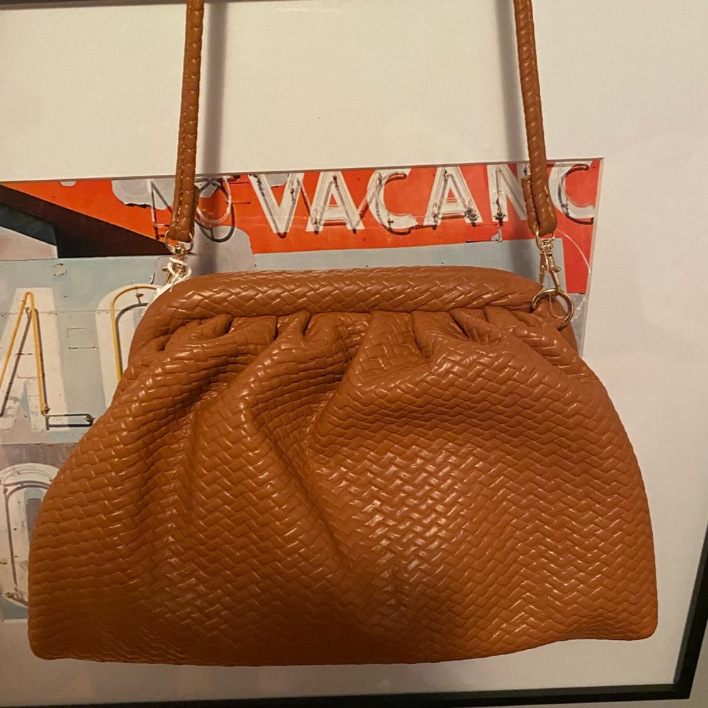 Natural Brown Shoulder Bag!!!